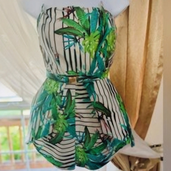 Luxxel strapless bustier romper size small - Picture 4 of 13